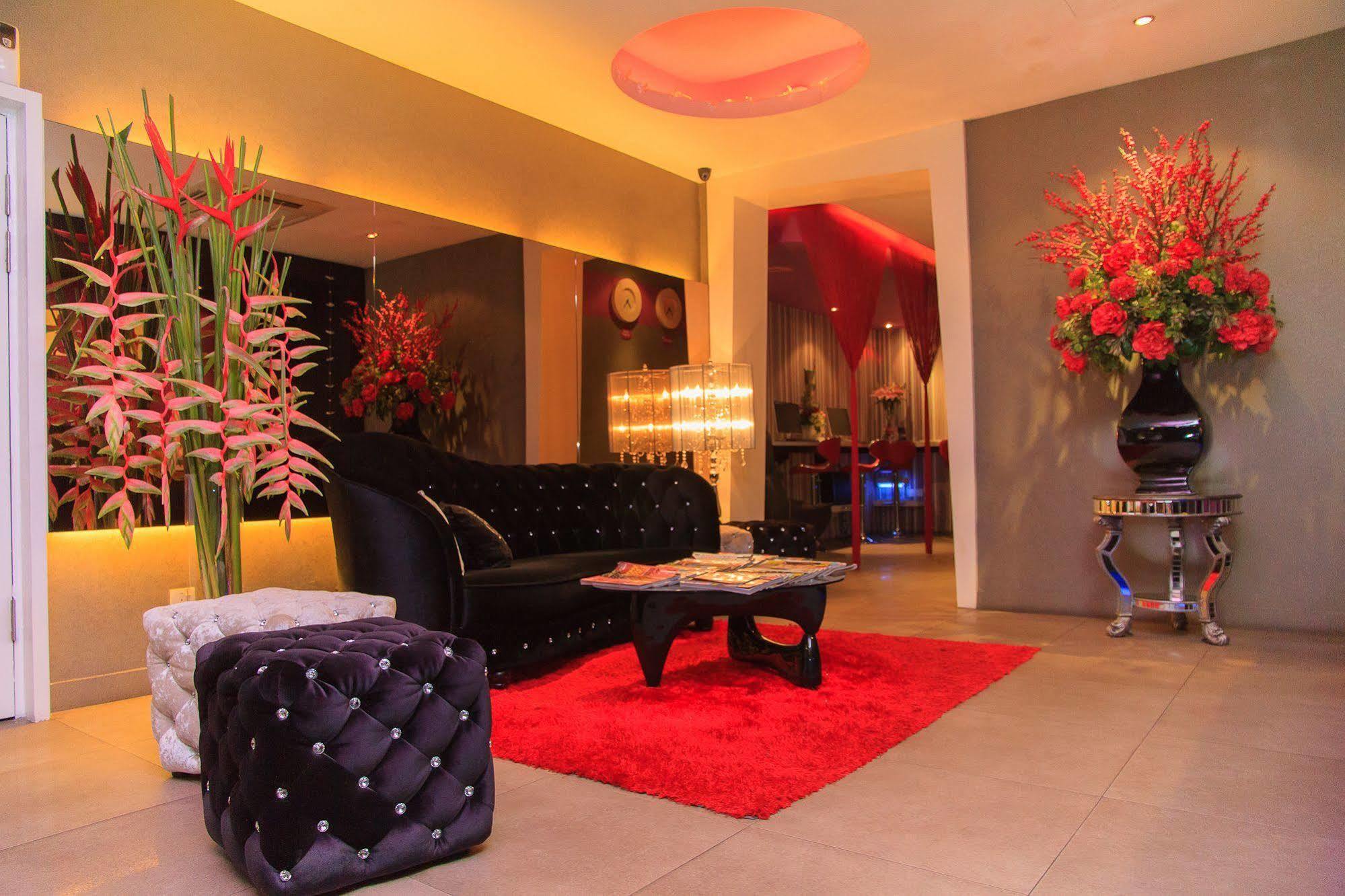 Bliss Boutique Hotel Johor Bahru Exterior photo