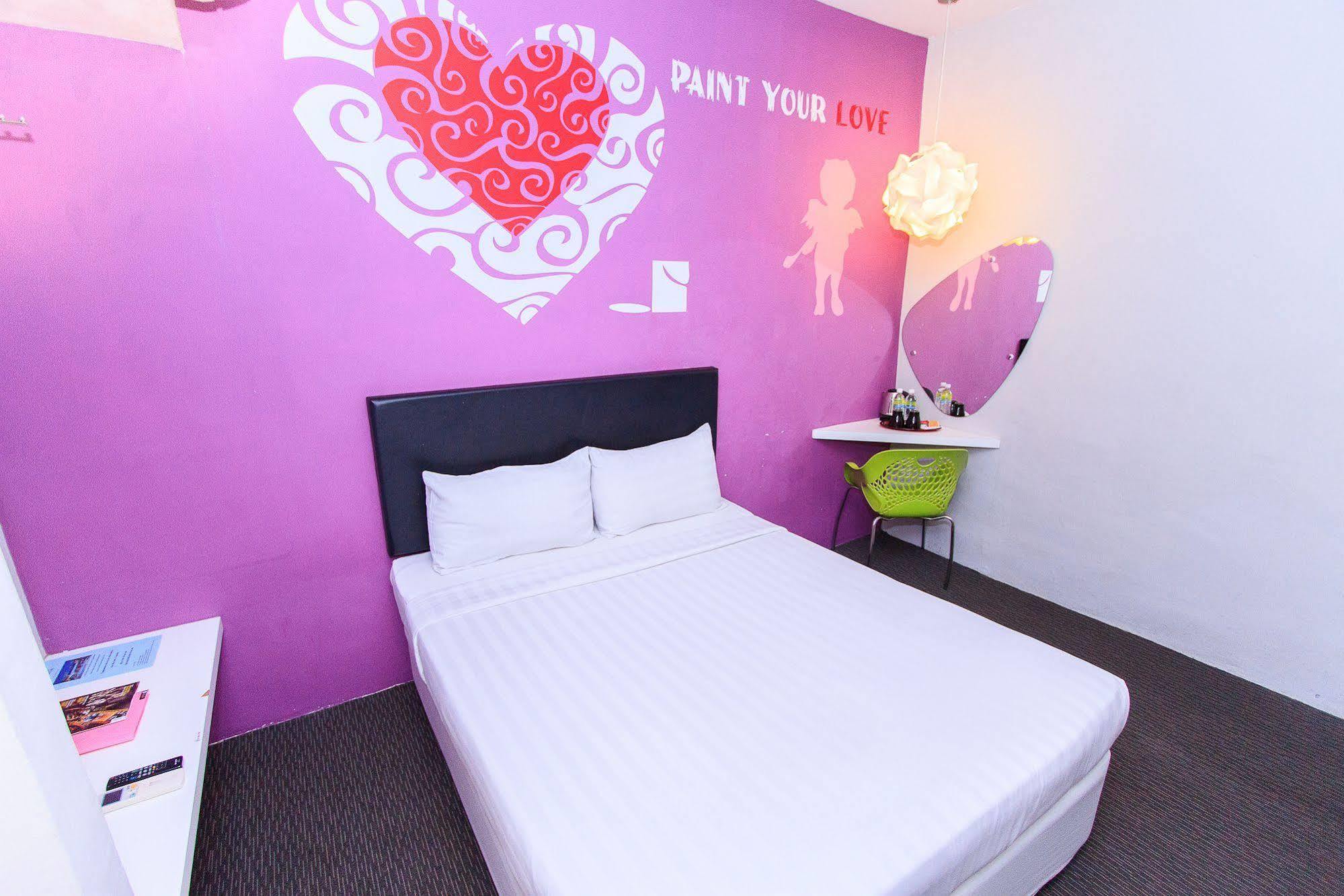 Bliss Boutique Hotel Johor Bahru Exterior photo