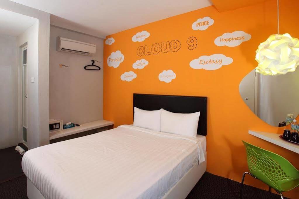 Bliss Boutique Hotel Johor Bahru Exterior photo