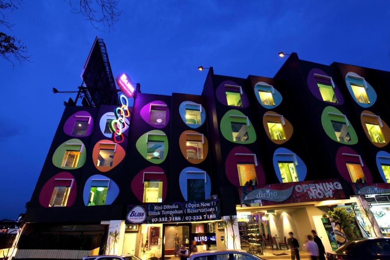 Bliss Boutique Hotel Johor Bahru Exterior photo